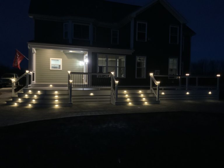 Low Deck with Step Lighting, photo 5 of 8