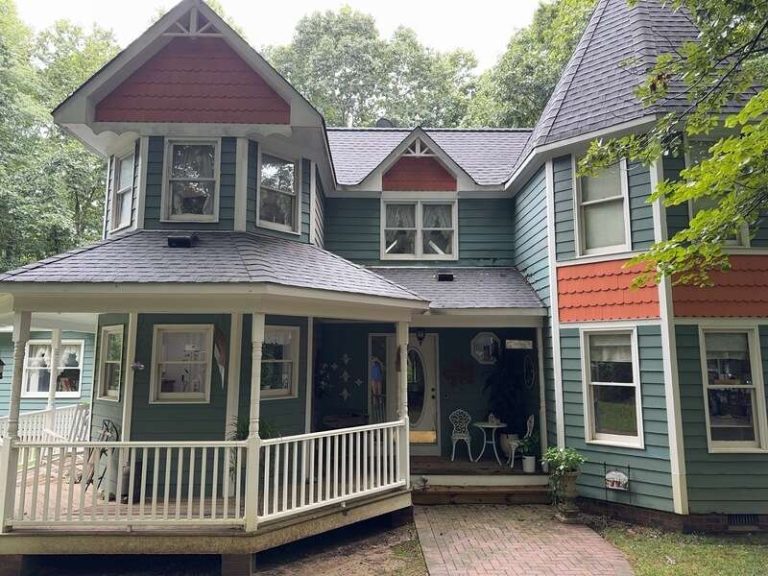 Victorian Home Exterior, photo 6 of 7
